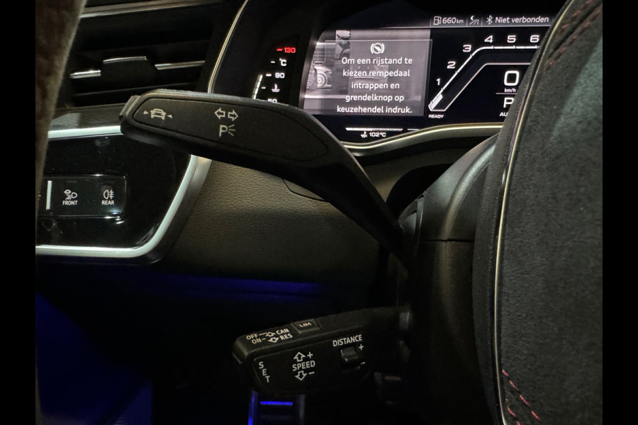 Audi A6 Avant RS 6 TFSI quattro Ceramic|B&O 3D|4-Wielsturing|Carbon|360 Camera