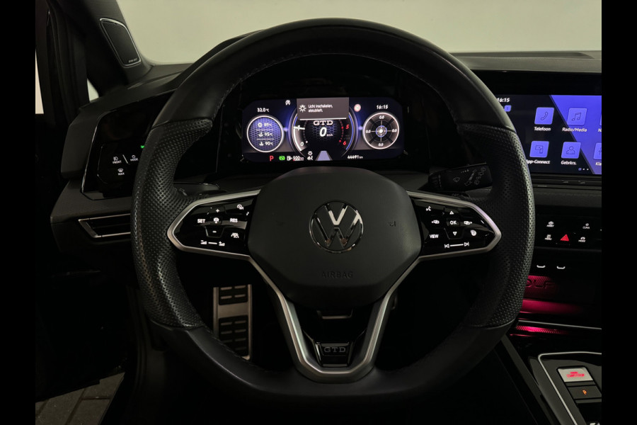 Volkswagen Golf 2.0 TDI GTD Pano|H/K|HuD|Trekhaak|Memory|Leer|BlindSpot