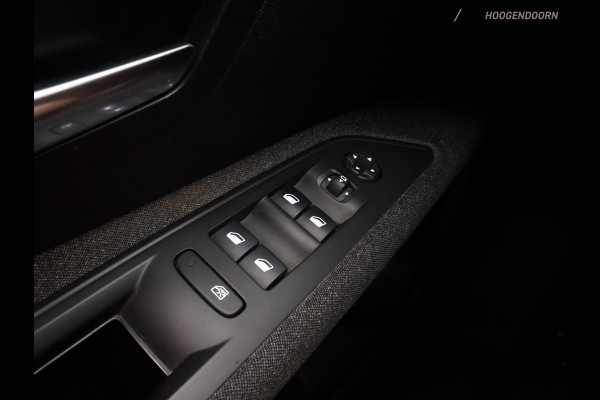 Peugeot 5008 1.2 PureTech Blue Lease Executive 7-zits (APPLE CARPLAY,LED VERLICHTING,DIGITAAL DISPLAY,CLIMATE,CRUISE,LM-VELGEN)