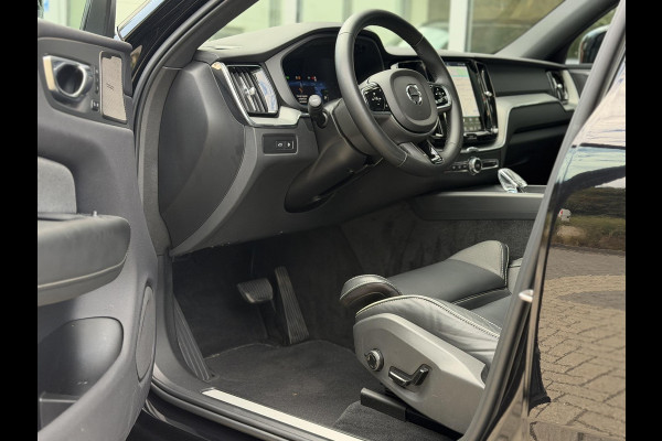 Volvo XC60 2.0 T6 Plug-in hybrid AWD Plus Black Edition |Pano|H/K|Trekhaak|AllSeason