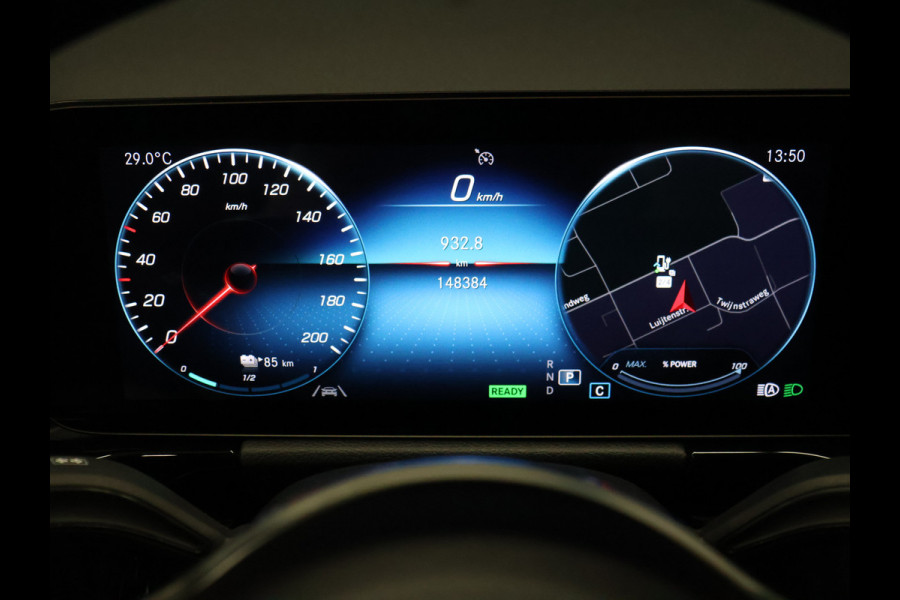 Mercedes-Benz EQA 250 Business Solution Luxury 67 kWh [ADAPTIVE CRUISE, STOELVERWARMING, CAMERA, SFEERVERLICHTING, PDC V + A, CLIMATE, NAVIGATIE, DIGITAL DASH, ELEKTRISCHE ACHTERKLEP, KEYLESS START, DODEHOEKASSISTENT, LED]