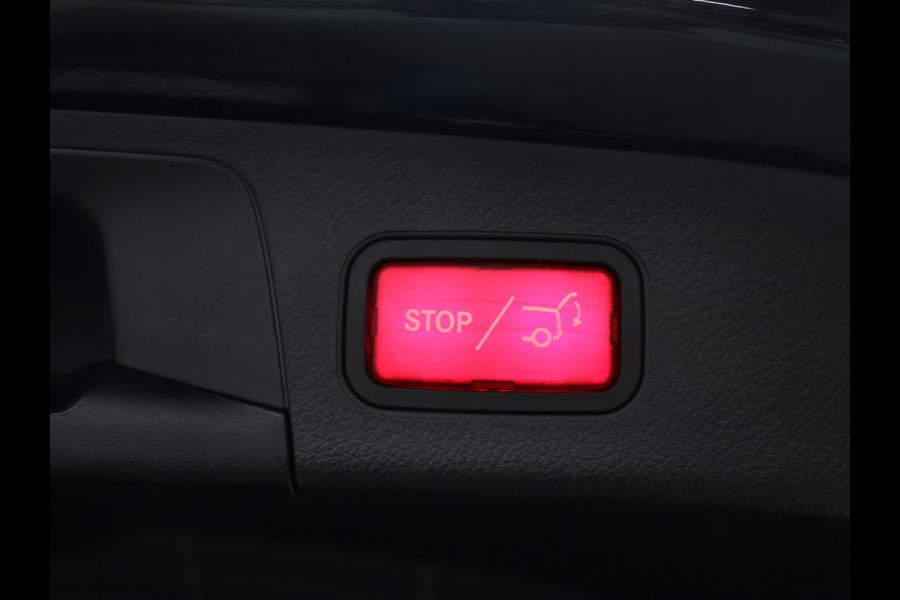 Mercedes-Benz EQA 250 Business Solution Luxury 67 kWh [ADAPTIVE CRUISE, STOELVERWARMING, CAMERA, SFEERVERLICHTING, PDC V + A, CLIMATE, NAVIGATIE, DIGITAL DASH, ELEKTRISCHE ACHTERKLEP, KEYLESS START, DODEHOEKASSISTENT, LED]