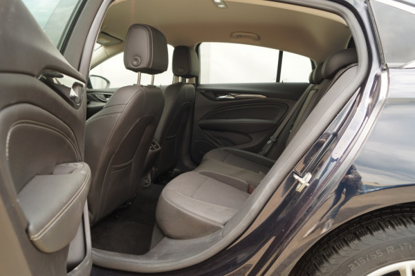 Opel Insignia 1.6 CDTI 110pk Business Executive -ECC-PDC-NAVI-