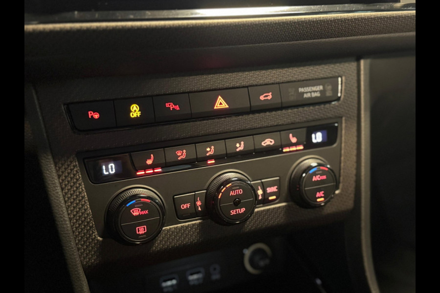 CUPRA Ateca 2.0 TSI 4DRIVE / Carbon / Brembo / Pano / Beats / 360 Camera / Kuipstoelen / Keyless / Sfeerverlichting / Carplay /DAB