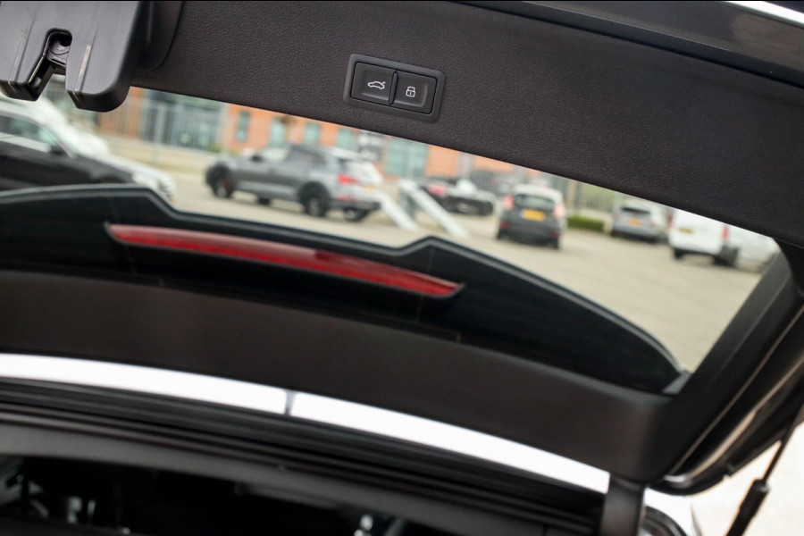 Audi A4 Avant 45 2.0 TFSI Quattro Sport Pro Line S S line Facelift 252pk S-Tronic RS Kuipstoelen|Panoramadak|Virtual Cockpit|Black
