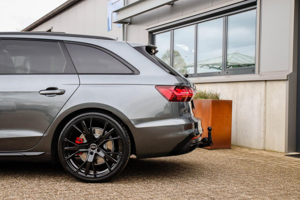 Audi A4 Avant 45 2.0 TFSI Quattro Sport Pro Line S S line Facelift 252pk S-Tronic RS Kuipstoelen|Panoramadak|Virtual Cockpit|Black
