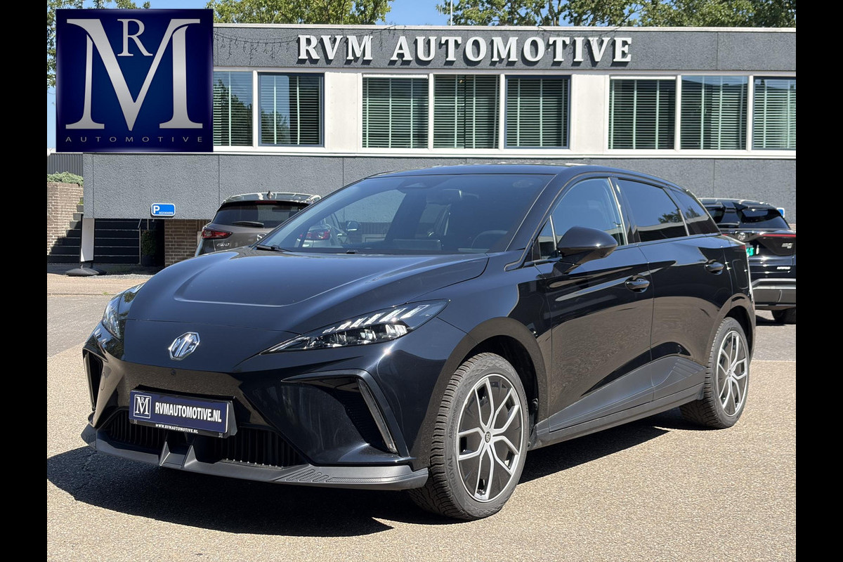 MG Mg4 electric Luxury 64 kWh LONG RANGE | SOH 97% | 15.000KM | 360° CAMERA | STOEL & STUURVERWARMING | 7 JAAR MG GARANTIE T/M 07-2031 | ELEKTRISCHE STOEL | DODEHOEK SENSOR | ADAPTIVE CRUISE CONTROL|