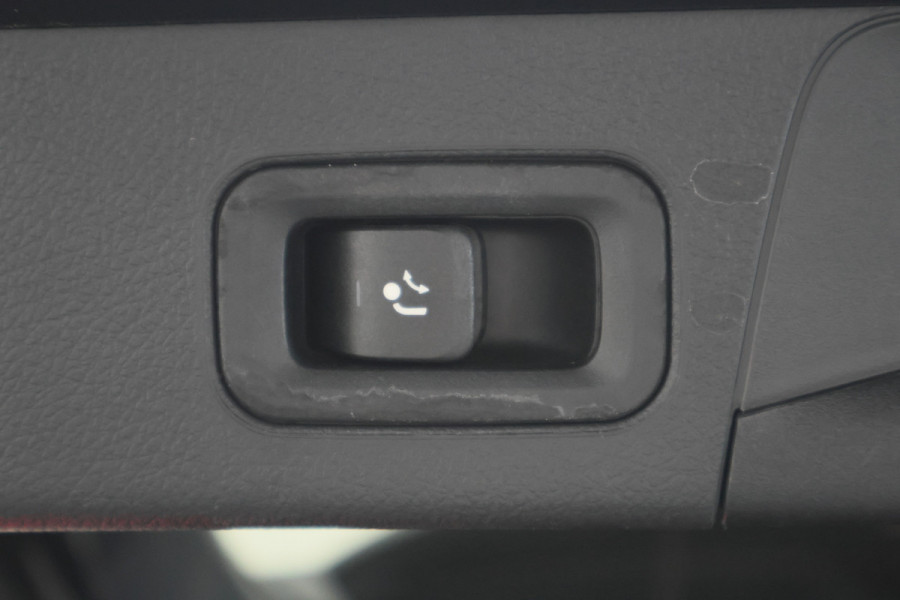 Mercedes-Benz B-Klasse 250 e Business Line Camera, Cruise, Apple Carplay, LED, PDC, Sfeerverlichting, Trekhaak, 18''