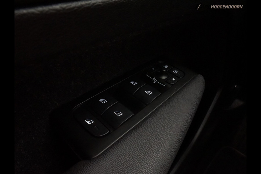 Volvo XC40 1.5 T4 Recharge Inscription Expression (APPLE CARPLAY,KEYLESS,STUUR-STOELVERWARMING,PARKEERSENSOREN,COMFORT-STOELEN)