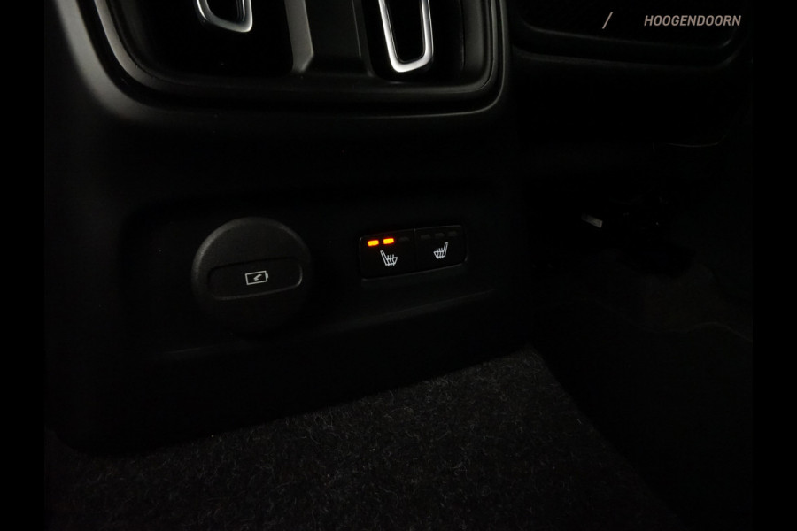 Volvo XC40 1.5 T4 Recharge Inscription Expression (APPLE CARPLAY,KEYLESS,STUUR-STOELVERWARMING,PARKEERSENSOREN,COMFORT-STOELEN)