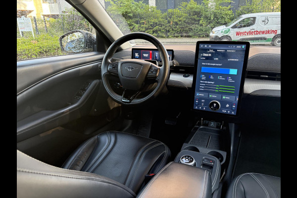 Ford Mustang Mach-E RWD 75 kWh SOH 94% GARTANTIE 2031* APPLE CARPLAY / ANDROID AUTO  . 360° CAMERA .