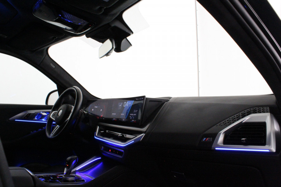 BMW XM PHEV 50e 30 kWh > 22inch/Driving Assistant Professional/Trekhaak....