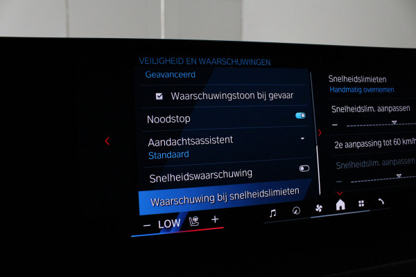 BMW XM PHEV 50e 30 kWh > 22inch/Driving Assistant Professional/Trekhaak....