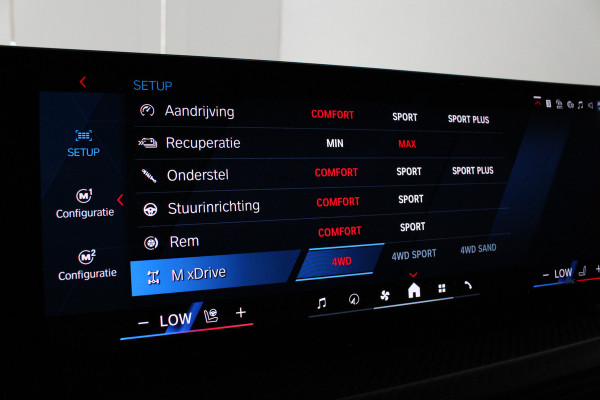 BMW XM PHEV 50e 30 kWh > 22inch/Driving Assistant Professional/Trekhaak....