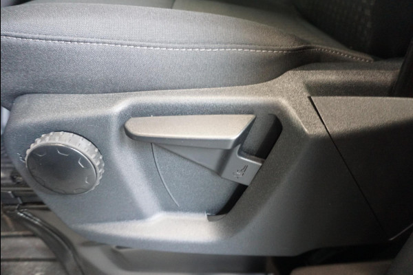 Ford Transit Custom 300 2.0 TDCI L2H1 Trend Dubbele Cabine Automaat Airco Navigatie Cruisecontrol Camera Parkeersensoren