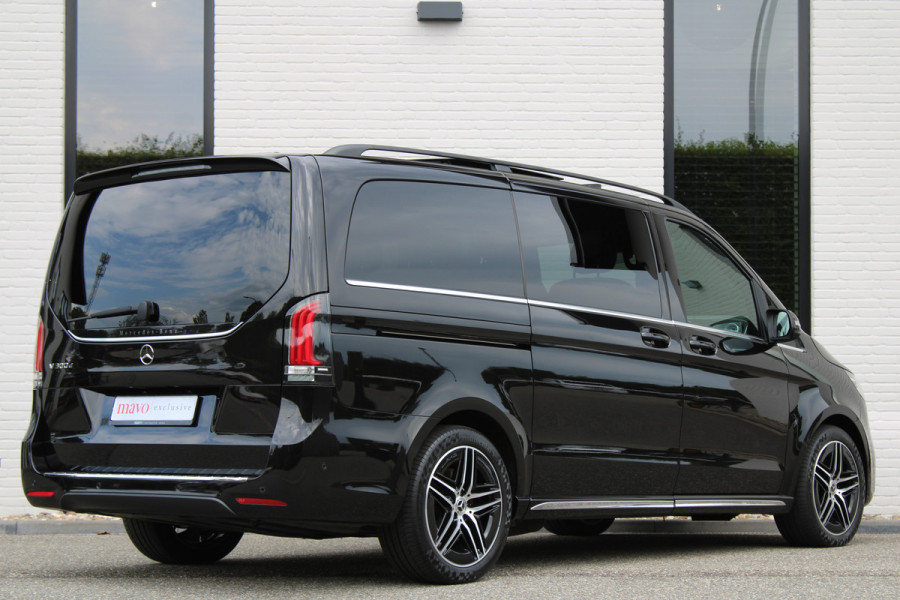 Mercedes-Benz V-Klasse 300d / AMG / DC / Luchtvering / Pano / Elec Stoelen / Burmester / Vol Opties / NIEUWSTAAT.
