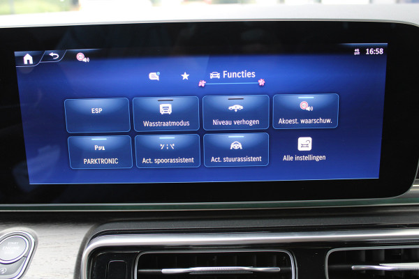 Mercedes-Benz V-Klasse 300d / AMG / DC / Luchtvering / Pano / Elec Stoelen / Burmester / Vol Opties / NIEUWSTAAT.