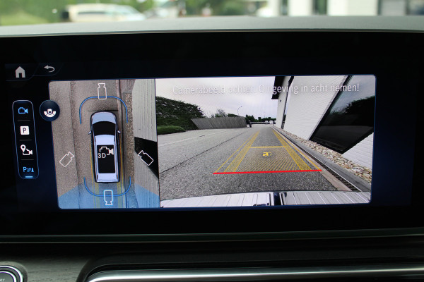 Mercedes-Benz V-Klasse 300d / AMG / DC / Luchtvering / Pano / Elec Stoelen / Burmester / Vol Opties / NIEUWSTAAT.