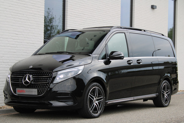 Mercedes-Benz V-Klasse 300d / AMG / DC / Luchtvering / Pano / Elec Stoelen / Burmester / Vol Opties / NIEUWSTAAT.