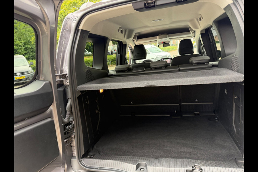 Renault Kangoo TCe 130 EDC Techno Afn. trekhaak / Carplay / Camera / P-sensoren rondom