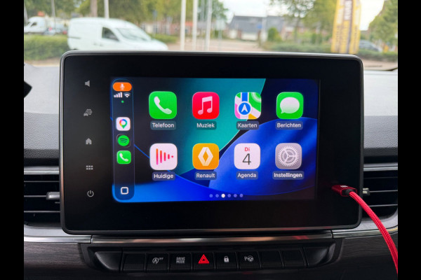 Renault Kangoo TCe 130 EDC Techno Afn. trekhaak / Carplay / Camera / P-sensoren rondom