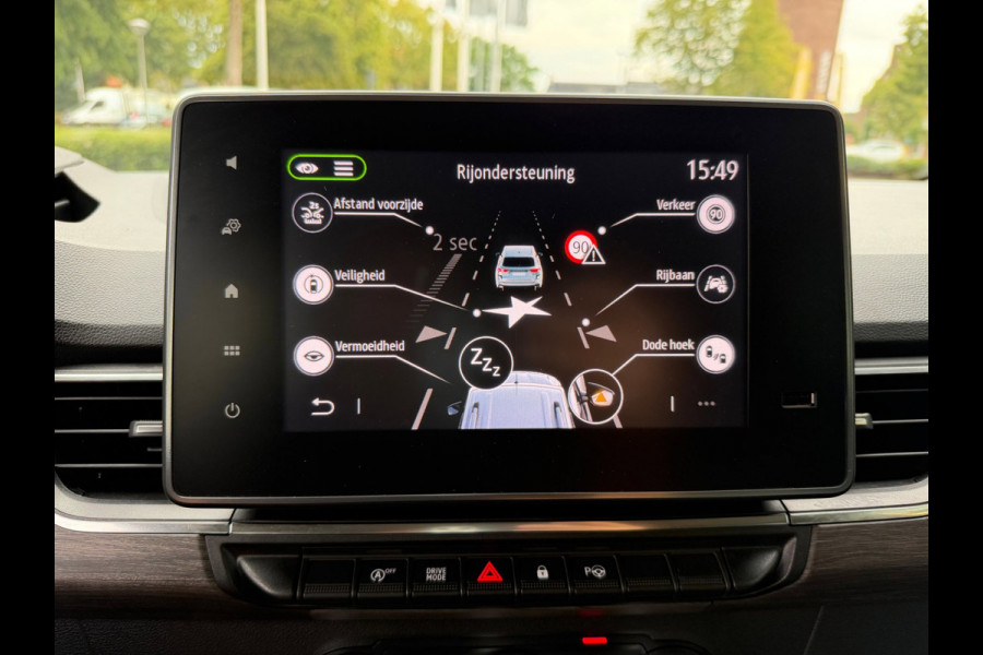 Renault Kangoo TCe 130 EDC Techno Afn. trekhaak / Carplay / Camera / P-sensoren rondom