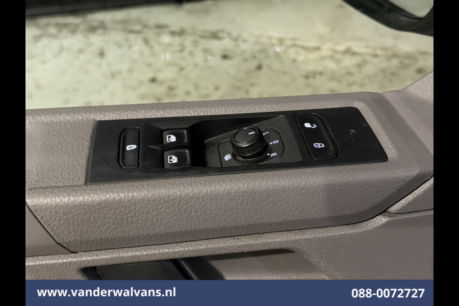 Volkswagen Transporter 2.0 TDI L2H1 Euro6 Airco | Navigatie | Apple Carplay | Android Auto Bijrijdersbank, Achterklep