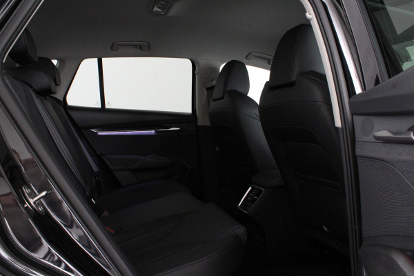 Škoda Elroq 60 Business Edition Loft > Direct leverbaar/Warmtepomp/Winterpakket/Black Magic...