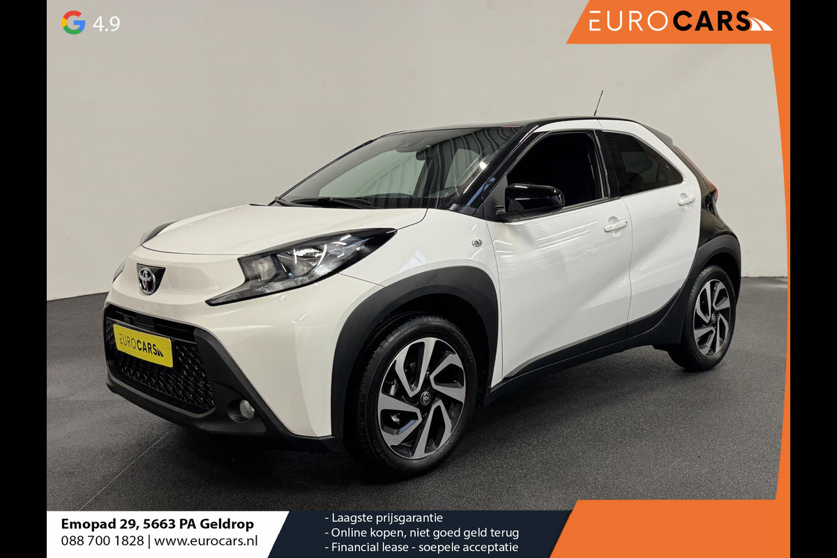 Toyota Aygo X 1.0 VVT-i Automaat Pulse Navigatie Apple Carplay/Android Auto Camera 17" Lichtmetalen Velgen Climate Control Adaptive Cruise Control Two Tone