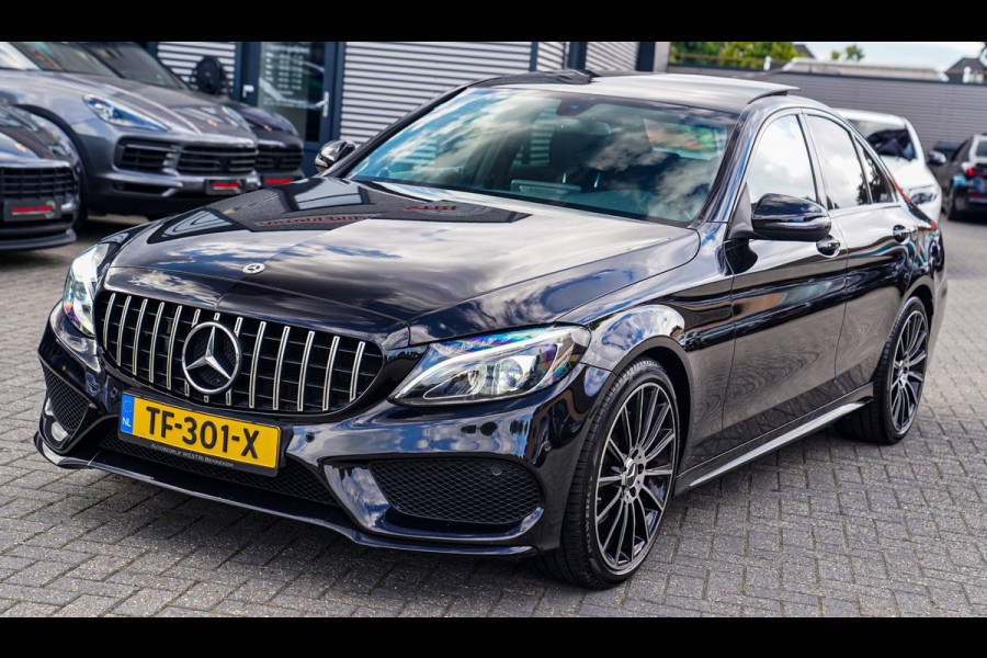 Mercedes-Benz C-Klasse 180 Sport Edition Premium Plus | Dubbele Panorama | AMG Pakket | Stoelverwarming | Xenon / LED | Sfeerverli