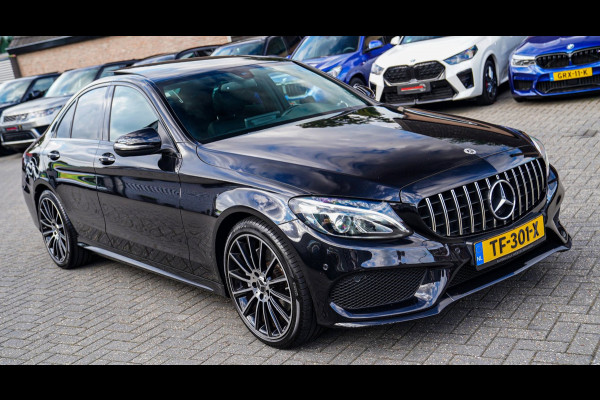 Mercedes-Benz C-Klasse 180 Sport Edition Premium Plus | Dubbele Panorama | AMG Pakket | Stoelverwarming | Xenon / LED | Sfeerverli