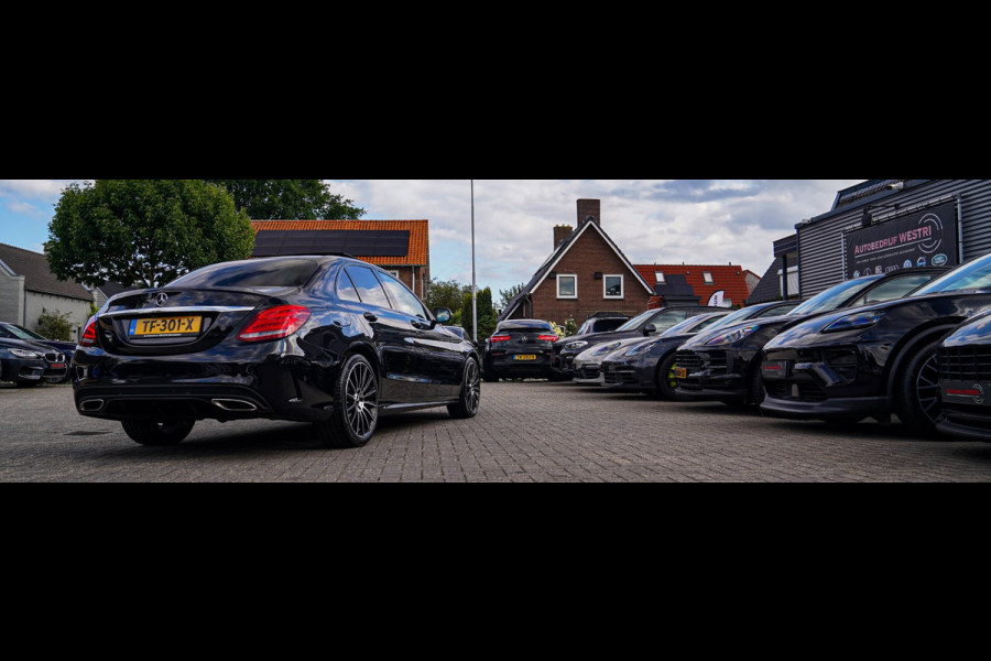 Mercedes-Benz C-Klasse 180 Sport Edition Premium Plus | Dubbele Panorama | AMG Pakket | Stoelverwarming | Xenon / LED | Sfeerverli