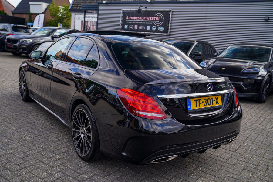 Mercedes-Benz C-Klasse 180 Sport Edition Premium Plus | Dubbele Panorama | AMG Pakket | Stoelverwarming | Xenon / LED | Sfeerverli