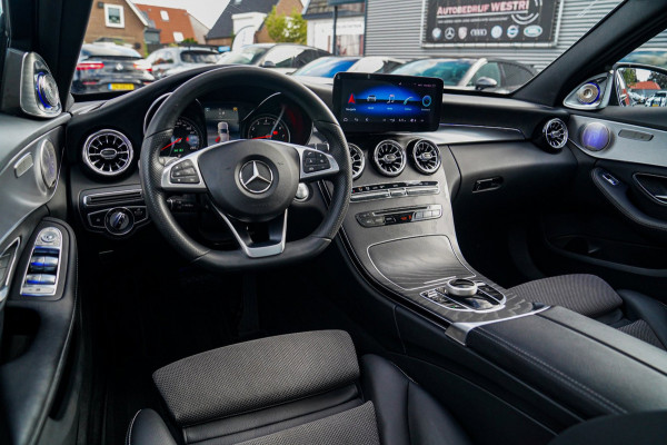 Mercedes-Benz C-Klasse 180 Sport Edition Premium Plus | Dubbele Panorama | AMG Pakket | Stoelverwarming | Xenon / LED | Sfeerverli