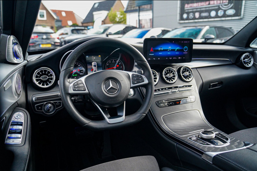 Mercedes-Benz C-Klasse 180 Sport Edition Premium Plus | Dubbele Panorama | AMG Pakket | Stoelverwarming | Xenon / LED | Sfeerverli