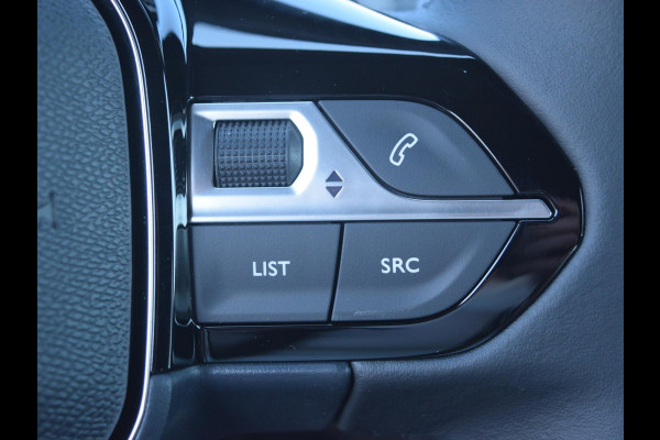 Peugeot 2008 1.2 Hybrid 145 Allure l Adaptief cruise control l Navigatie l 360 camera