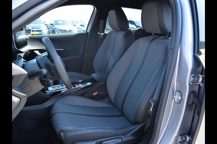 Peugeot 2008 1.2 Hybrid 145 Allure l Adaptief cruise control l Navigatie l 360 camera