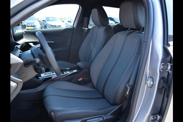 Peugeot 2008 1.2 Hybrid 145 Allure l Adaptief cruise control l Navigatie l 360 camera