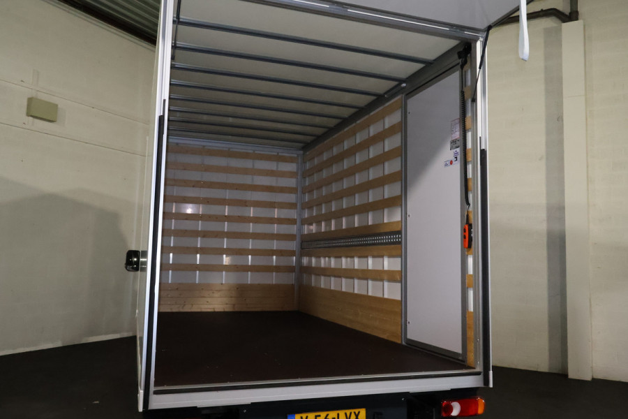Renault Master 2.0 dCi 170pk Bakwagen met Laadklep