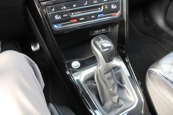 Volkswagen T-Roc 2.0 TSI 300pk 4Motion R DSG7 Panoramadak Clima LMV Sfeer