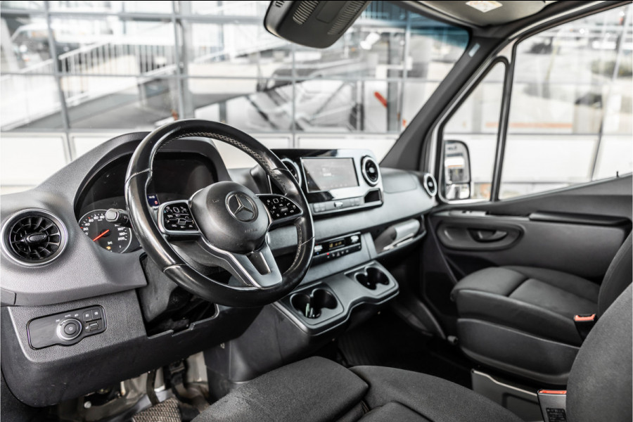 Mercedes-Benz Sprinter 317 1.9 CDI | ACC | LED Koplampen | Camera | Sortimo inrichting | Navigatie | CarPlay | Stoelverwarming | MBUX | Climate control | Stoel/Stoel | Dealer onderhouden | Nieuwe APK