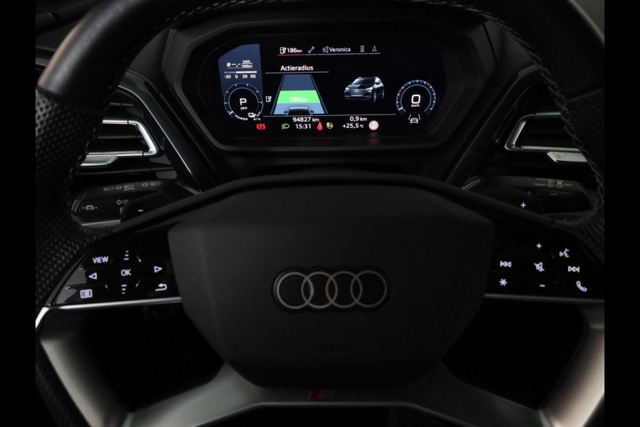 Audi Q4 e-tron 50 quattro Launch edition S Competition 77 kWh 299 pk | Navigatie | Warmtepomp | Trekhaak (wegklapbaar) | Parkeersensoren | Achteruitrijcamera | Elektr. voorstoelen | S-Line |