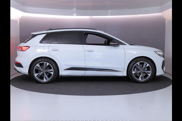 Audi Q4 e-tron 50 quattro Launch edition S Competition 77 kWh 299 pk | Navigatie | Warmtepomp | Trekhaak (wegklapbaar) | Parkeersensoren | Achteruitrijcamera | Elektr. voorstoelen | S-Line |