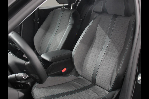 Peugeot e-208 EV Allure Pack 50 kWh Navigatie 3d Digitale Cockpit Camera Climate control Stoelverwarming
