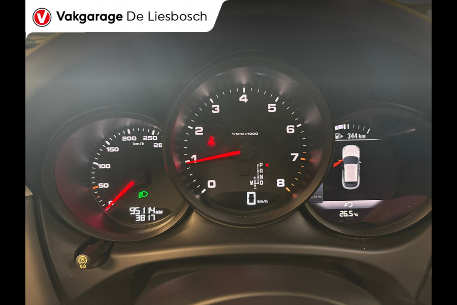 Porsche Macan 2.0/pano/leer/navi/camera/sport chrono/stoelverw/boeken