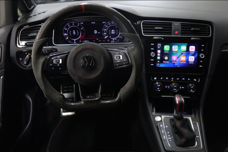 Volkswagen Golf 2.0 TSI GTI TCR /PANO/MILLTEK/CARPLAY/CARBON/KEYLESS/ACC/VOL