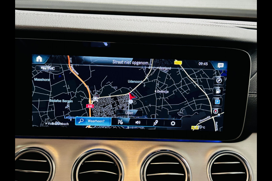 Mercedes-Benz E-Klasse 200 AMG Estate // Trekhaak // Leder // 360 Camera // Nightpakket // Sfeerverlichting // Keyless Entry // Alarm 3 // Dode hoek As