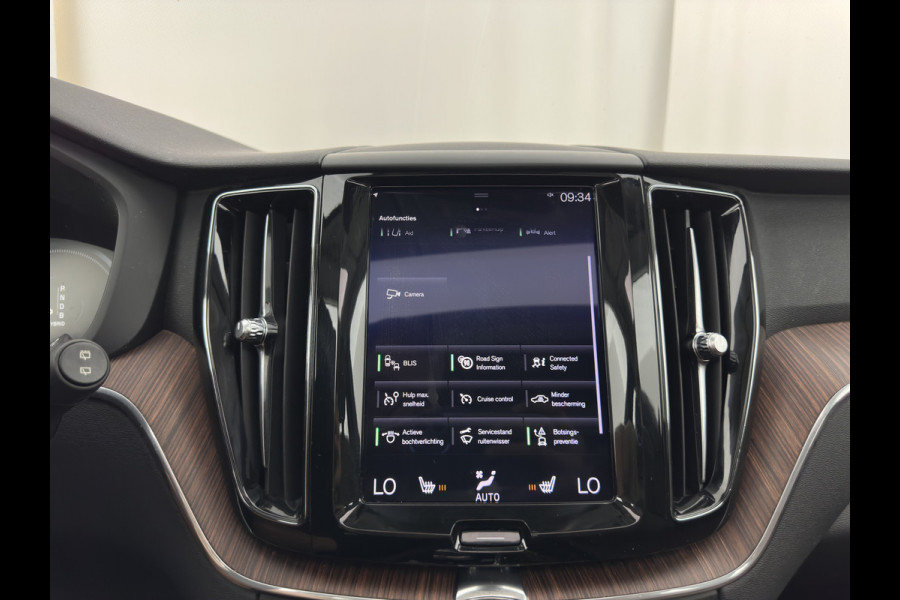 Volvo XC60 2.0 T8 Twin Engine AWD Inscription (Plug-in) *PANO | LEATHER | FULL-LED | MEMORY-PACK | BLINDSPOT | DIGI-COCKPIT | HEATED-COMFORTSEATS | CAMERA | NAVI-FULLMAP | ECC | PDC | TOWBAR | 19''ALU *