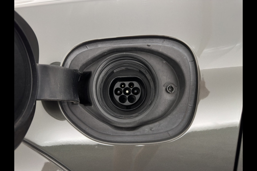 Volvo XC60 2.0 T8 Twin Engine AWD Inscription (Plug-in) *PANO | LEATHER | FULL-LED | MEMORY-PACK | BLINDSPOT | DIGI-COCKPIT | HEATED-COMFORTSEATS | CAMERA | NAVI-FULLMAP | ECC | PDC | TOWBAR | 19''ALU *