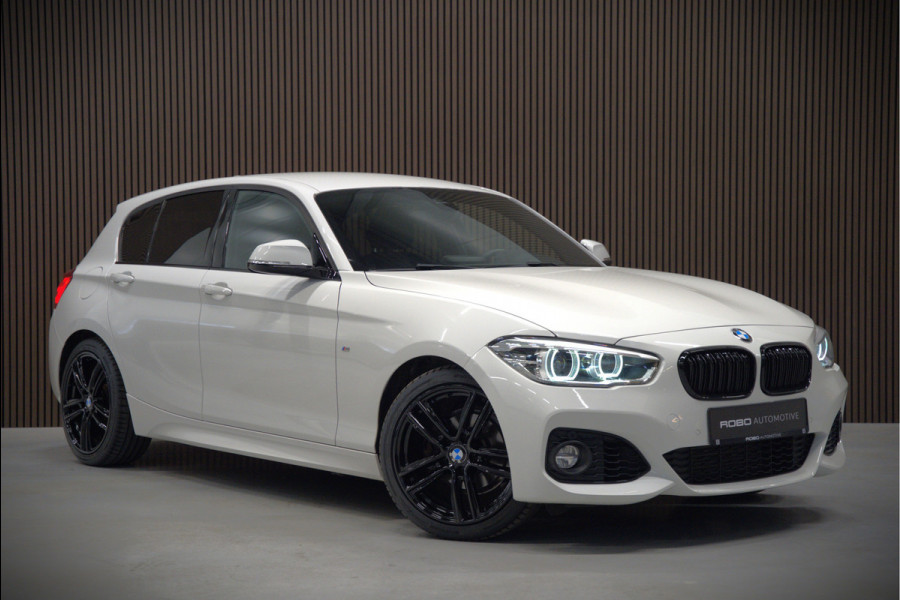 BMW 1-serie 118i Corporate Lease Executive M Sport | Automaat | Stuurverwarming | Stoelverwarming | NAP | Keyless | Cruise Control | PDC | Shadow line | Digital Dash | Navigatie Business | Led |  Dealer Onderhouden |
